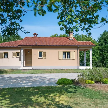 וילה Aria Labin For 6 Persons With Private 32 M2 Pool, Kids Playground And Large Garden